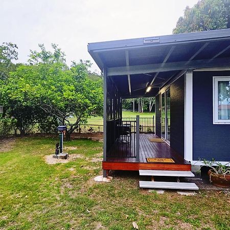 מלון איניספייל Flying Fish Point Tourist Park מראה חיצוני תמונה